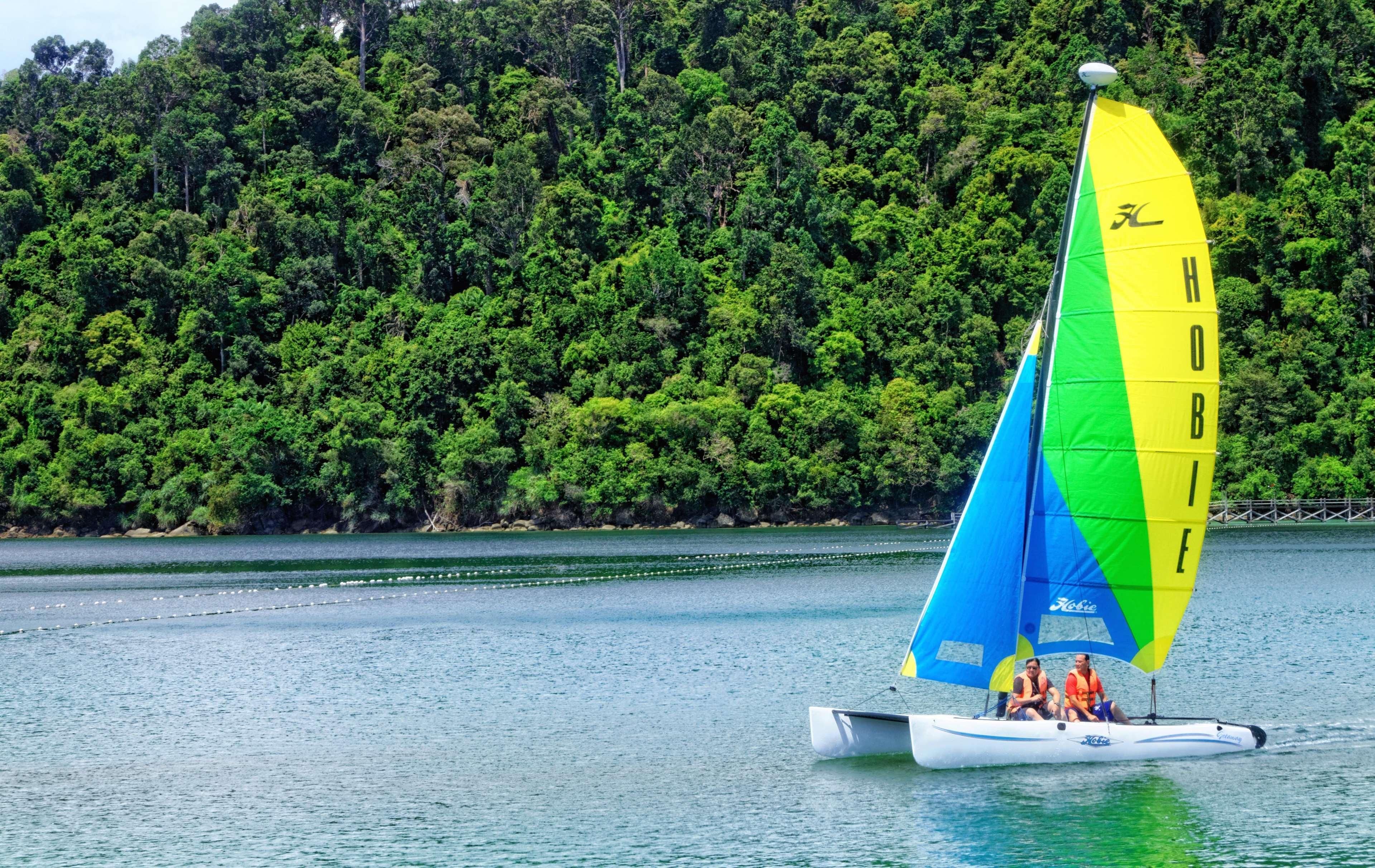 Bunga Raya Island Resort & Spa Pulau Gaya Luaran gambar
