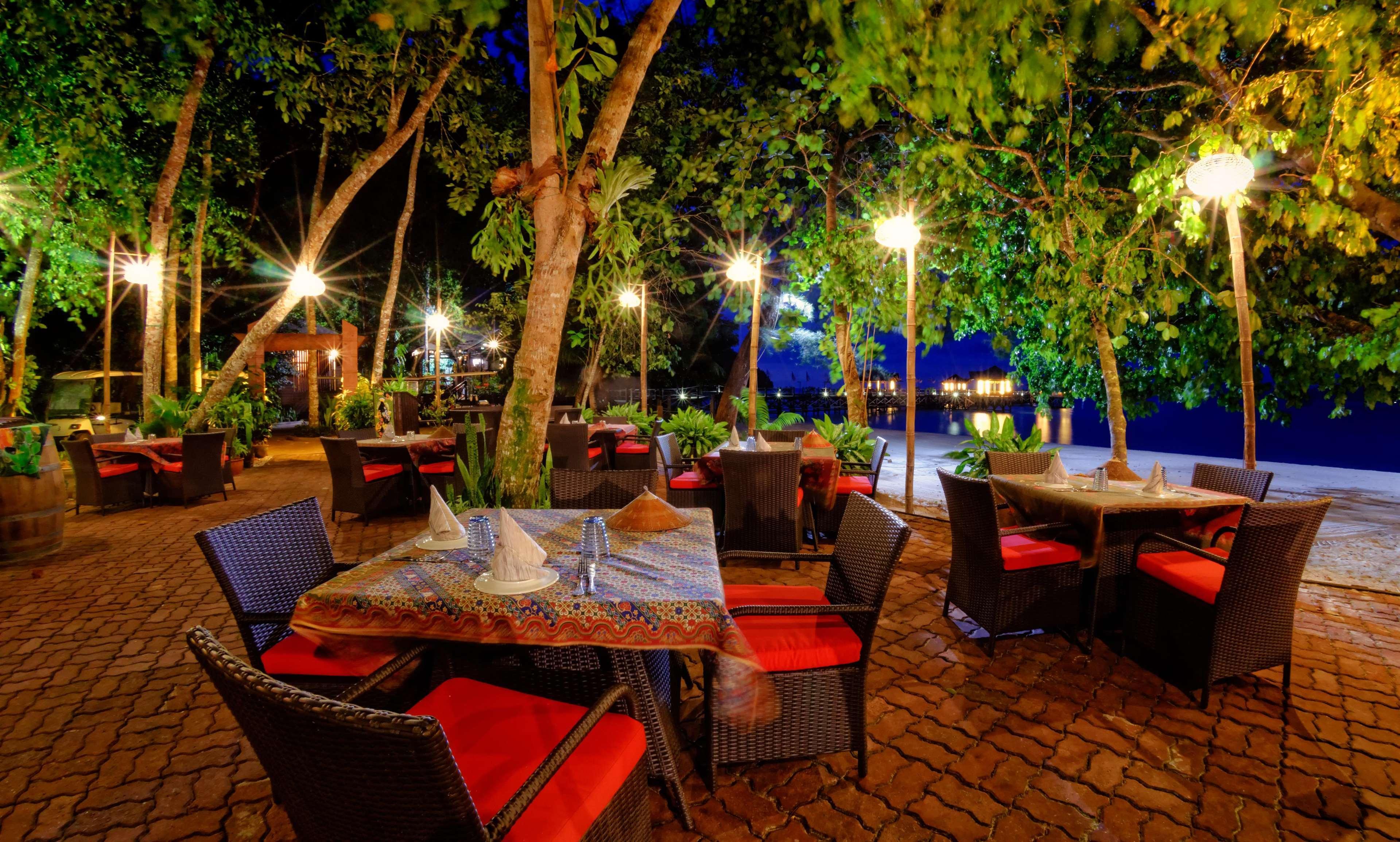 Bunga Raya Island Resort & Spa Pulau Gaya Luaran gambar